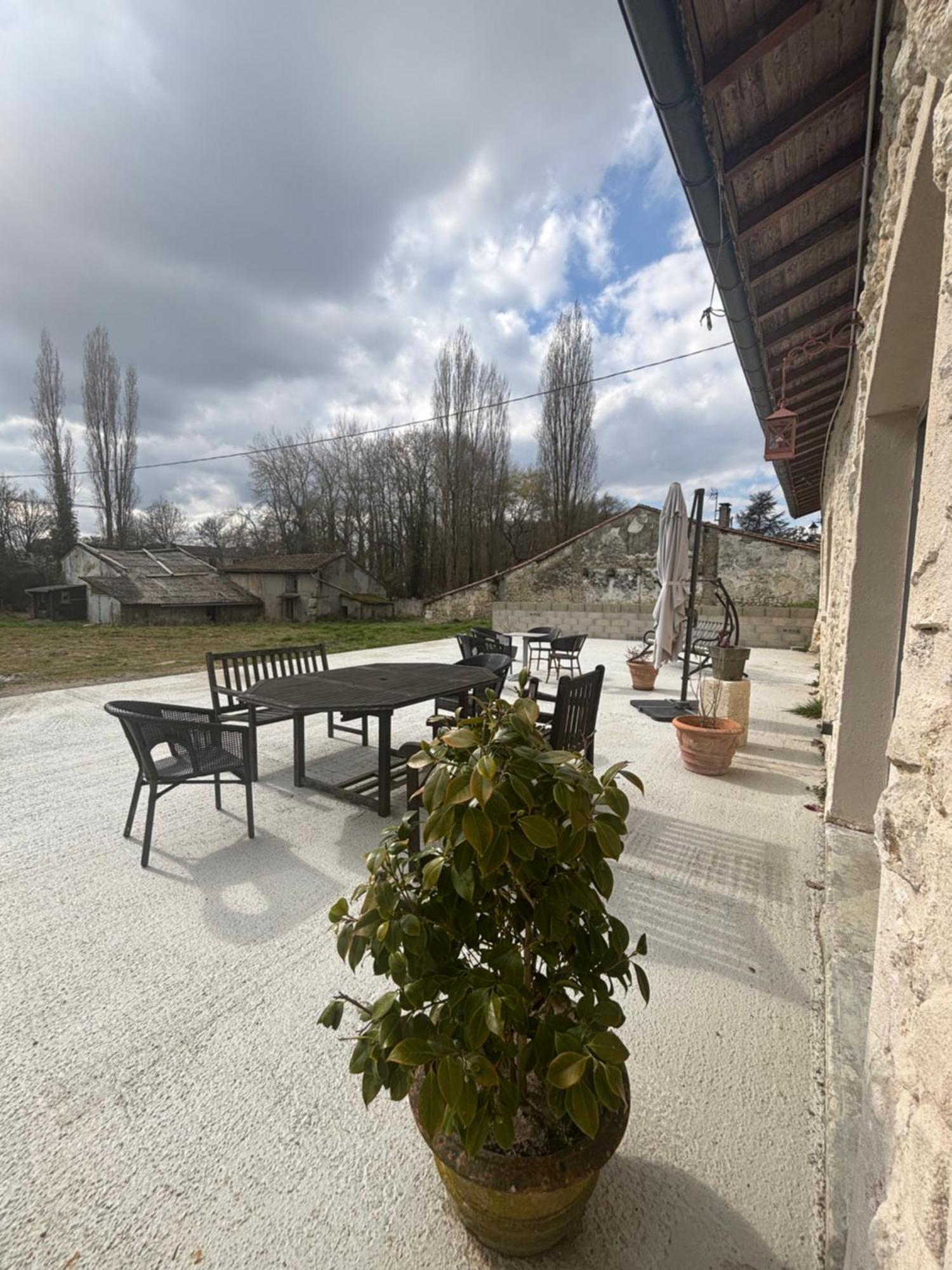 Fantastic Petit Beauval Hotel Saint-Sulpice-et-Cameyrac Exterior foto